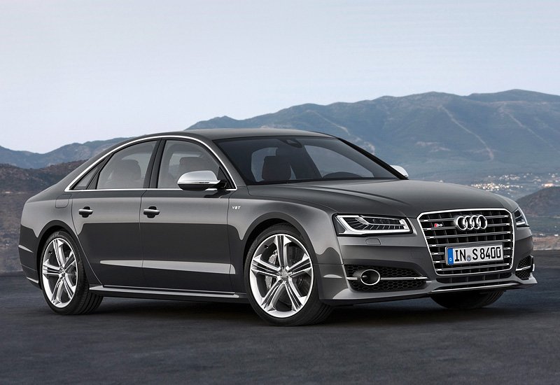 Audi S8