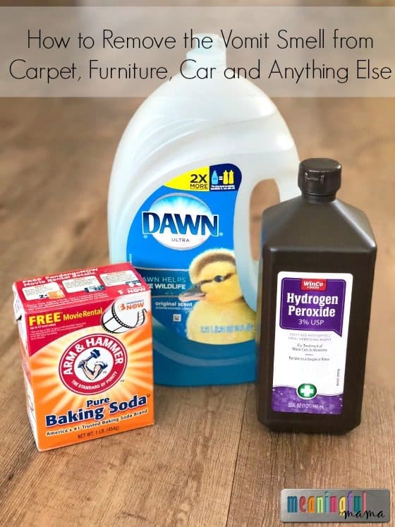 2 bottles cleaning supply and box baking soda